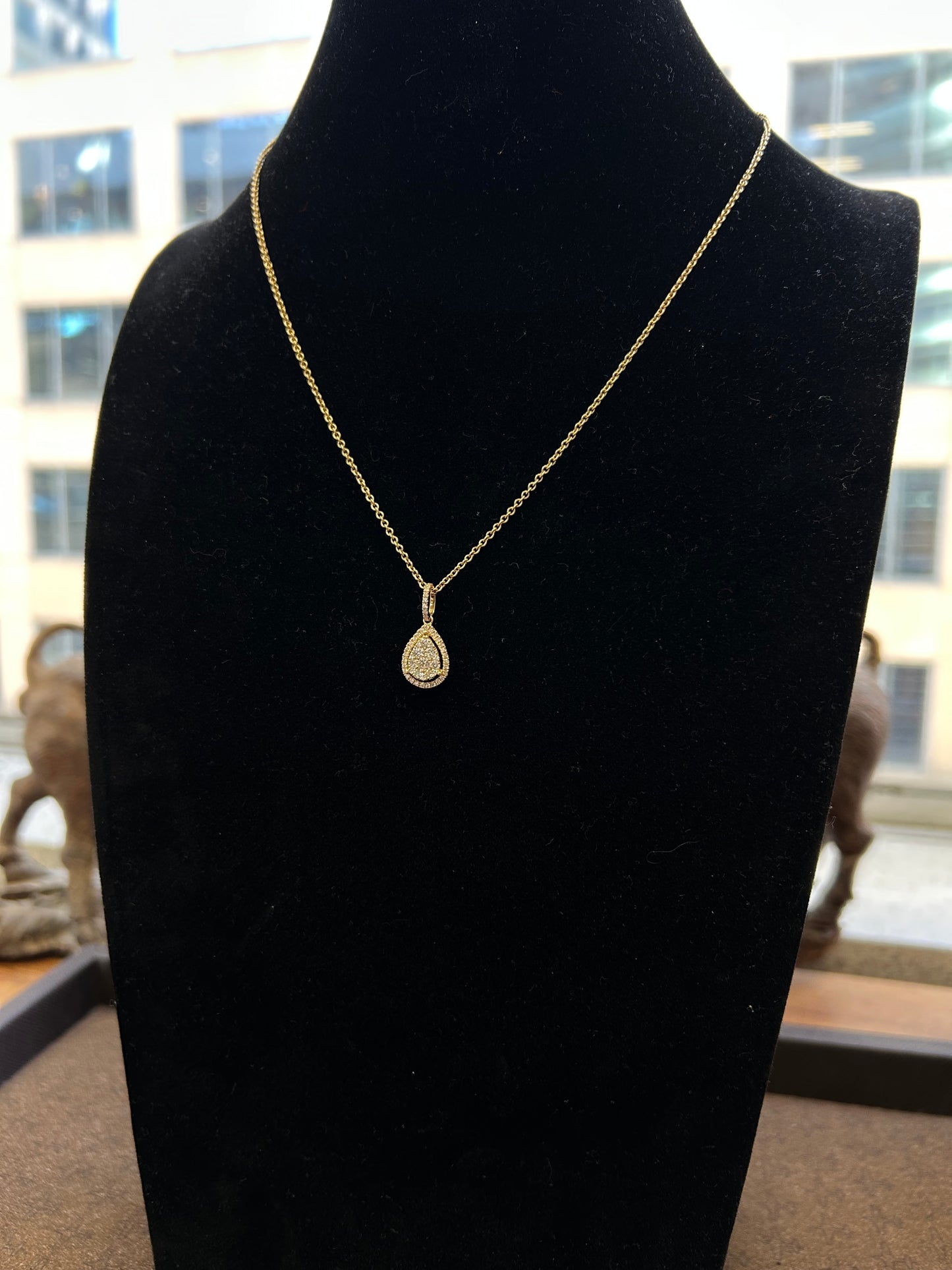 Natural diamond pendant with necklace 0.50TCW 18k yellow gold