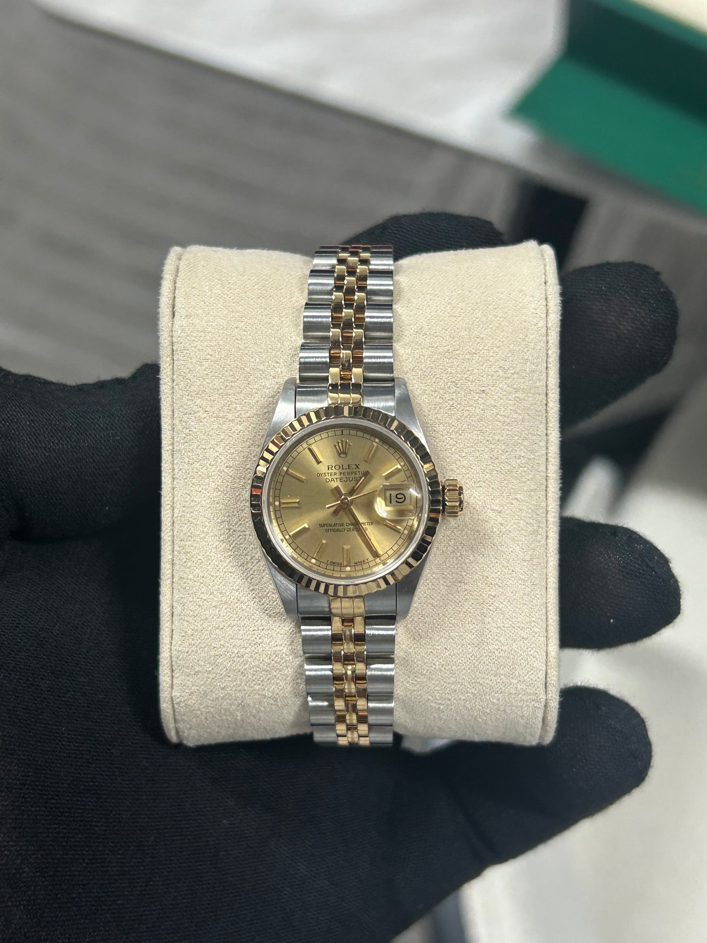 Rolex Lady’s Datejust 26mm Champagne Dial 69173 Two Tone Yellow Gold 1993