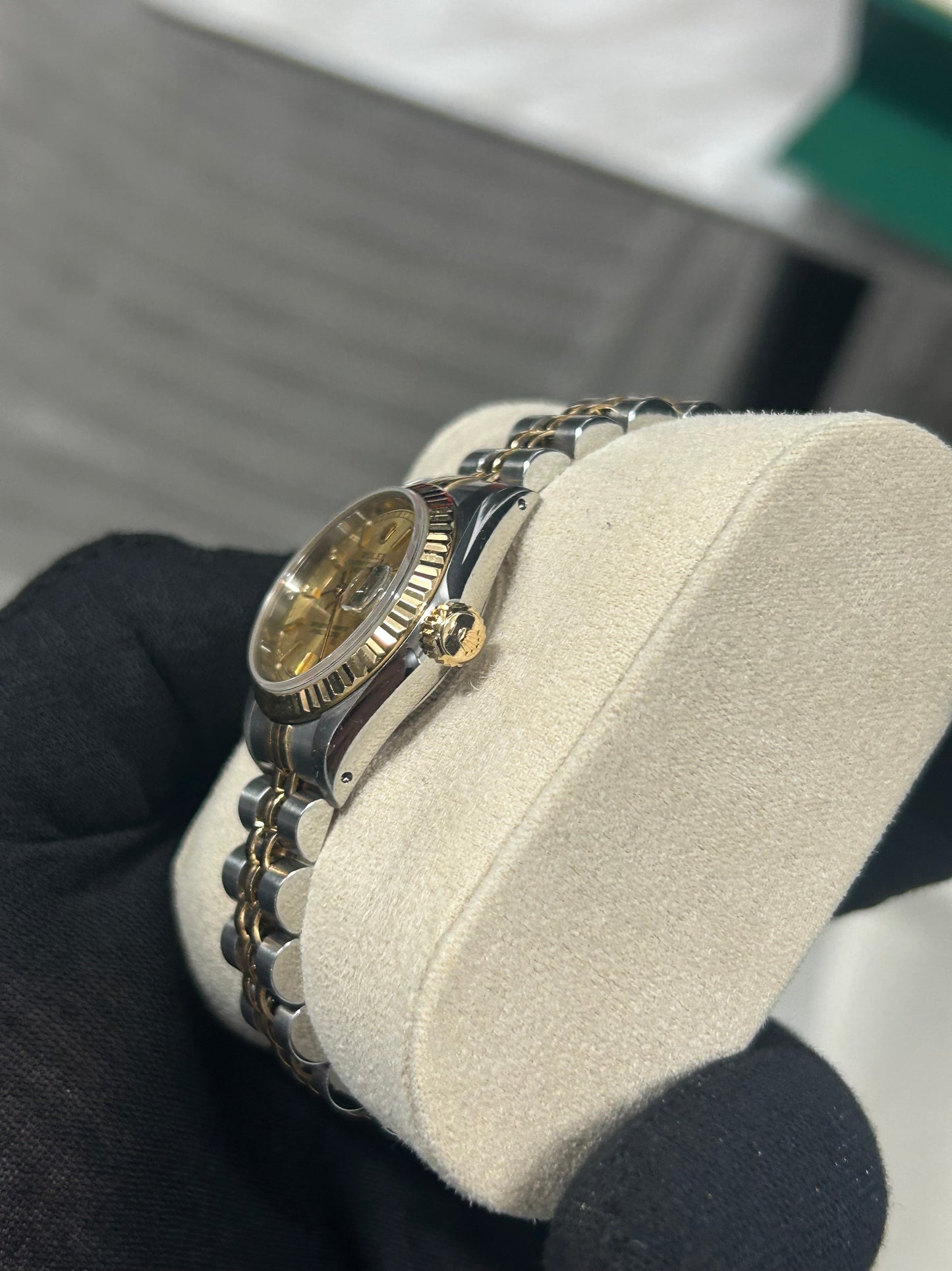 Rolex Lady’s Datejust 26mm Champagne Dial 69173 Two Tone Yellow Gold 1993