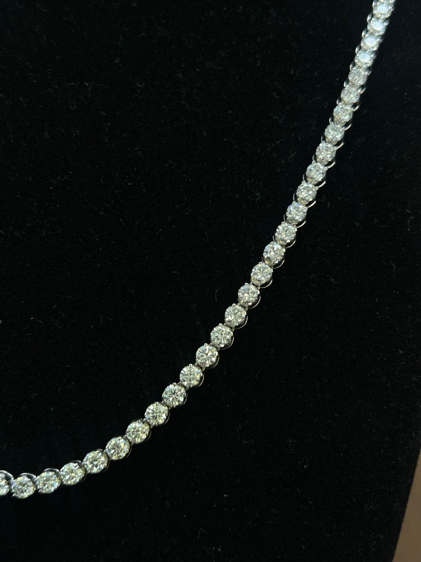 Lab grown diamond tennis chain 60cm 25.35 Carats 18k white gold