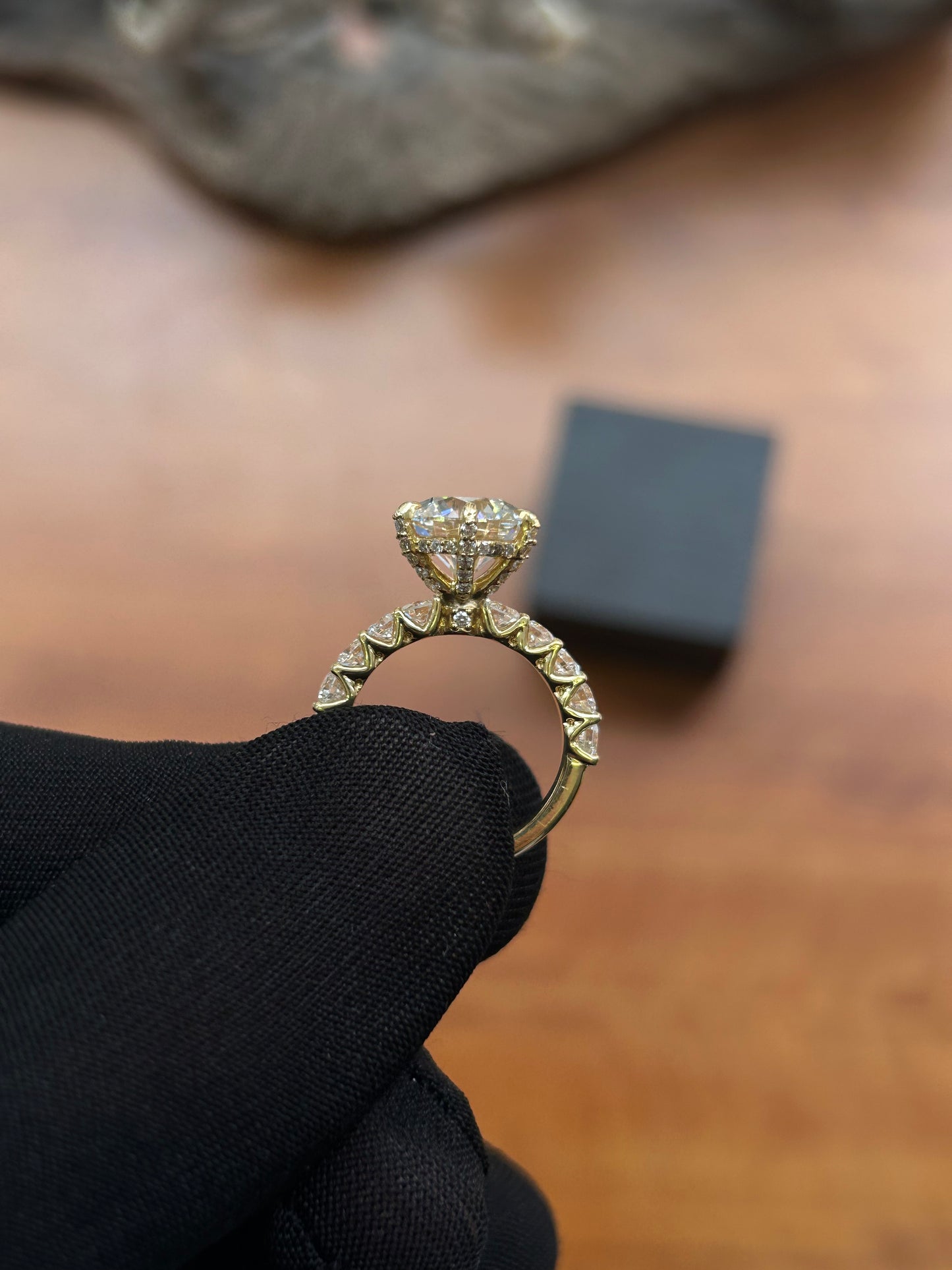4.04 carat lab/Natural diamond engagement ring 18k yellow gold