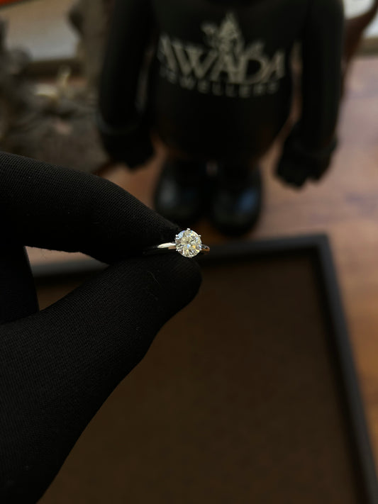 1ct VS1 natural diamond platinum engagement ring